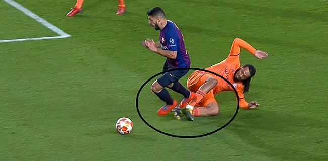Barça krijgt discutabele penalty toegekend: 