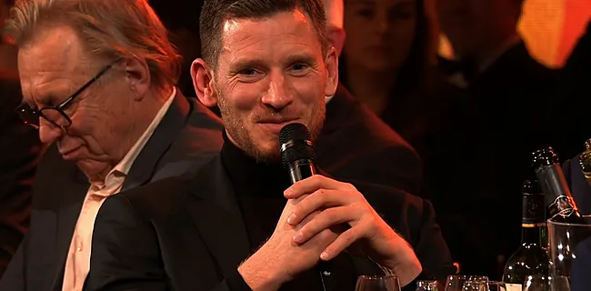 Vertonghen kijkt vreemd op tijdens Gouden Schoen: 