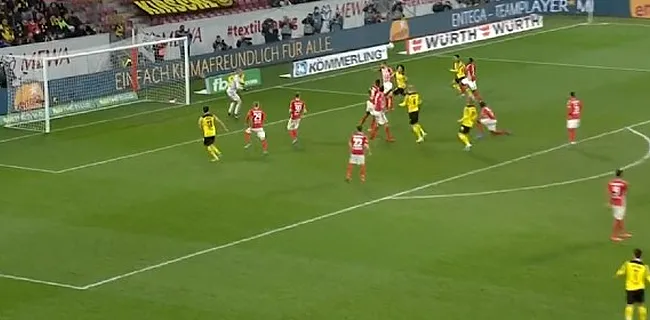 Dortmund-held Witsel breekt titelstrijd weer open