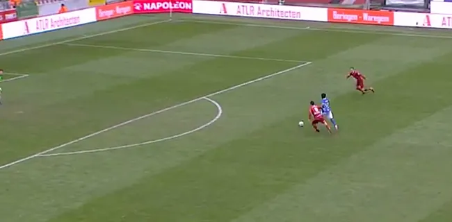 Zulte Waregem betaalt blunder clash, droomdebuut Van Eenoo