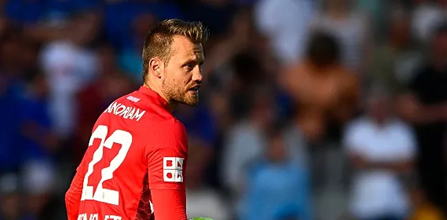 Ook Mignolet ondersteboven van ploegmaat: 