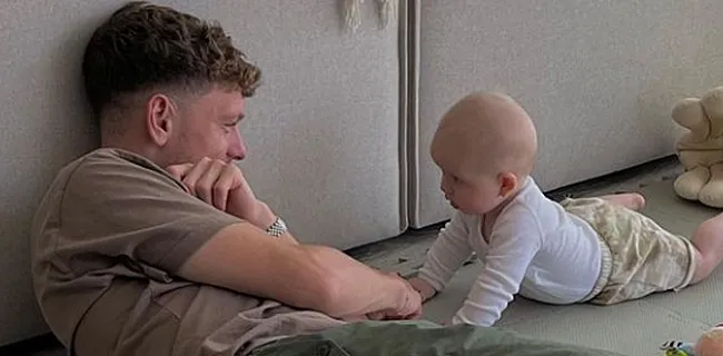 Skov Olsen vertedert Club-fans en krijgt hilarische reactie van Lang