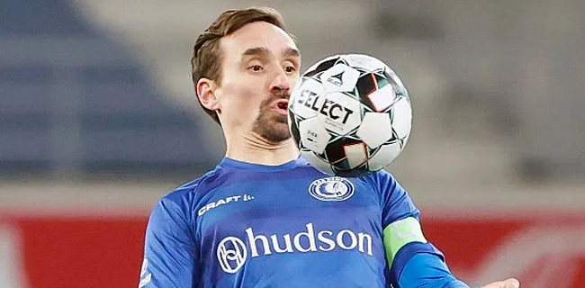 Opstellingen: Kums op de bank, Mehssatou bij de selectie