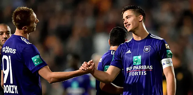 TRANSFERUURTJE: 'Refaelov dreigt met vertrek, RSCA in actie'