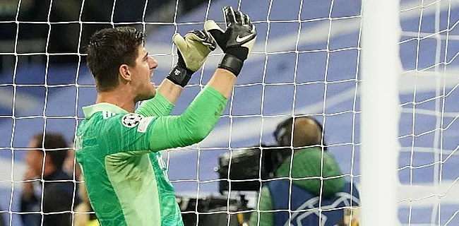 Courtois verklapt geheim op social media