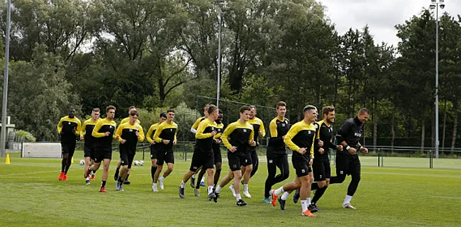 Lokeren pakt uit en houdt twee sterkhouders aan boord