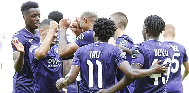'Overbodig tweetal weigert vertrek bij Anderlecht'