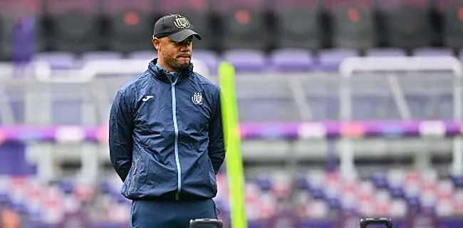 Kompany velt oordeel over Amuzu en Delcroix