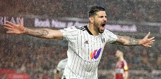 Mitrovic schenkt Fulham titel en tekent voor fenomenaal record