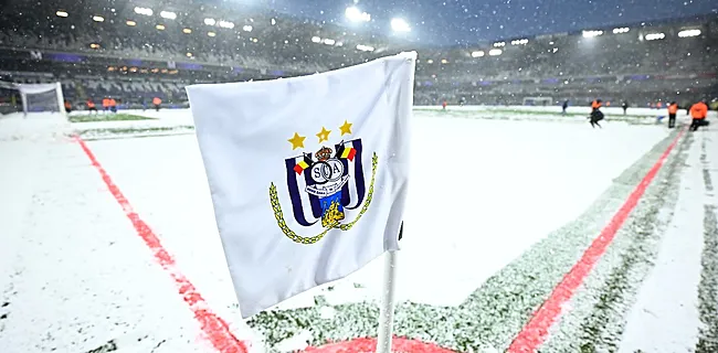 Anderlecht-La Louvière tóch gespeeld: aftrap uitgesteld