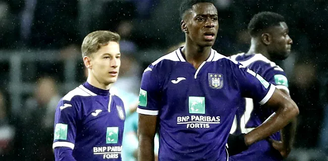 Club prikt terug: 