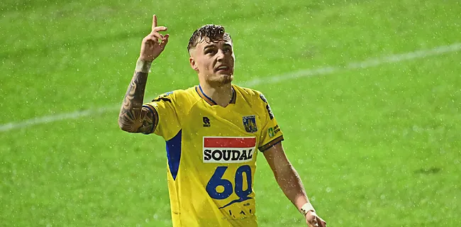 Bassette schiet plots poorten naar knaltransfer open