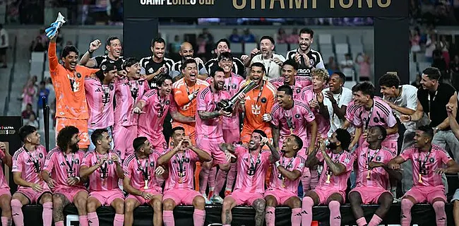 Ballon d’Or-campagne: Messi schittert met goal en trofee