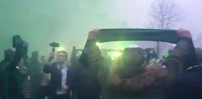 Cercle-fans verwelkomen spelersbus op indrukwekkende wijze (video)