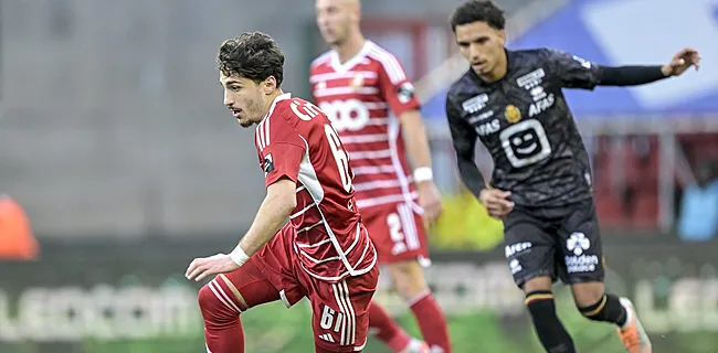 Zware kritiek op Standard: 