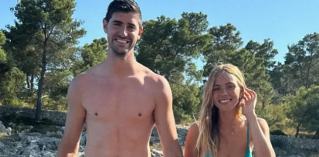 Courtois blaast kaarsjes uit, Mishel blaast Instagram omver