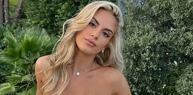 Pep's dochter Maria maakt City-fans gek in bikini: 