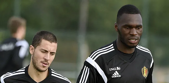 Benteke vroeg raad aan Hazard en Fellaini: 