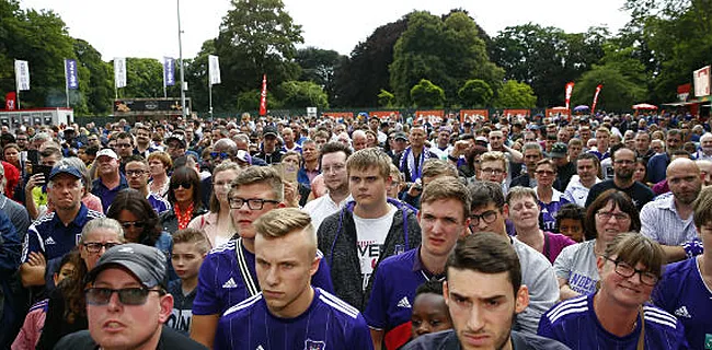 'Toegejuicht op fandag, maar Anderlecht wil speler buiten'