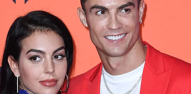Cristiano Ronaldo laat fans smullen van peperduur 'speeltje'