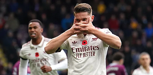 Arsenal stoomt door, Man Utd weer bij af