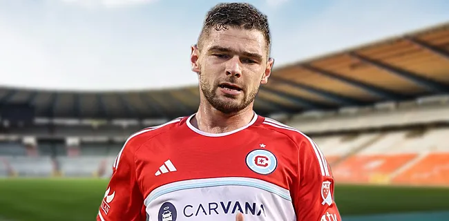 TRANSFERUURTJE: 'Club lonkt naar Ajax, transfergevecht Karetsas'