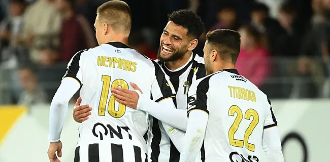 'Renard loopt blauwtje: Anderlecht vangt bot bij Charleroi'