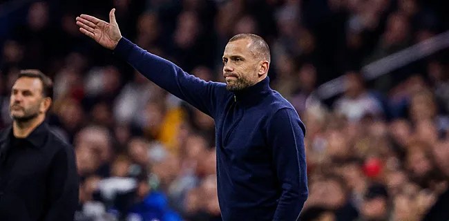 Crisis compleet bij Ajax: Heitinga out, TD stapt op