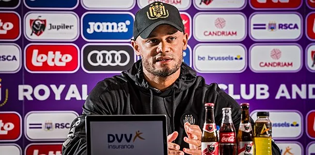 Kompany lijkt komst nieuwe spits te bevestigen