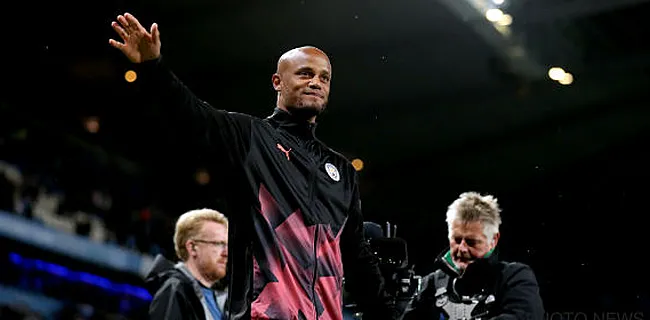 Tussen de fans bij Kompany Testimonial: 