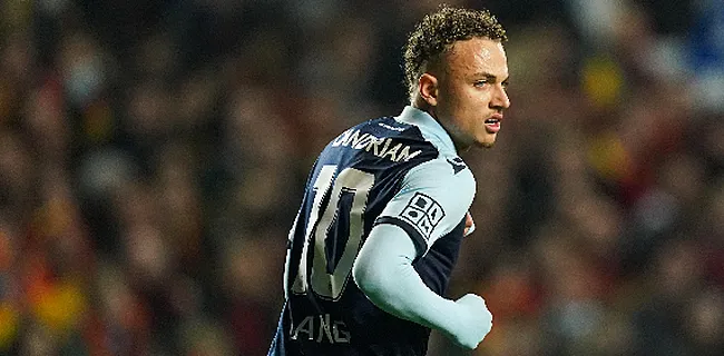 'Lang vloog met zijn makelaar naar Italië'