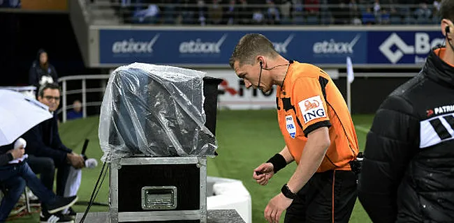 Ook Coucke mengt zich in VAR-discussie