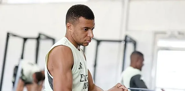 Fans schrikken: Mbappé ziet er plots compleet anders uit