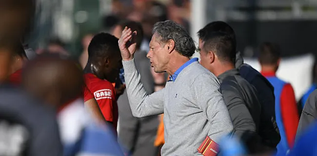 OFFICIEEL: Standard legt transfervrije ex-speler Anderlecht vast 