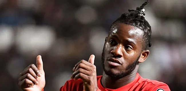 Batshuayi doet zijn beklag: 