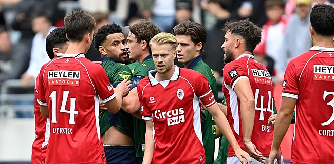 Poppen aan dansen in Antwerp-Union: 
