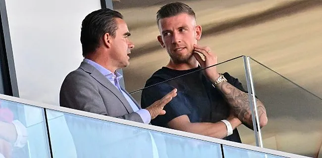 Alderweireld in gesprek met Overmars