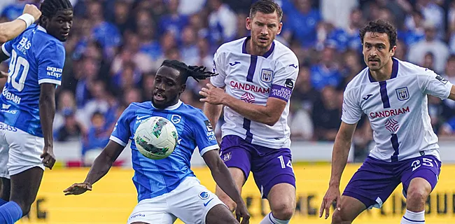 Tienkoppig RC Genk pakt in minuut 97 verdiend punt tegen Anderlecht
