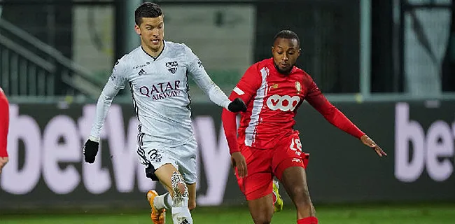 'Standard probeerde drie spelers in deal met Peeters te betrekken'