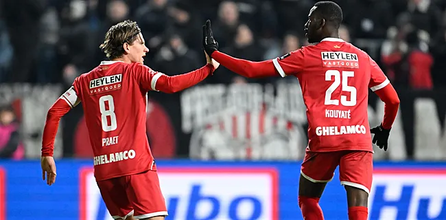 'Grote kuis bij Antwerp: duo bij grof huisvuil gezet'