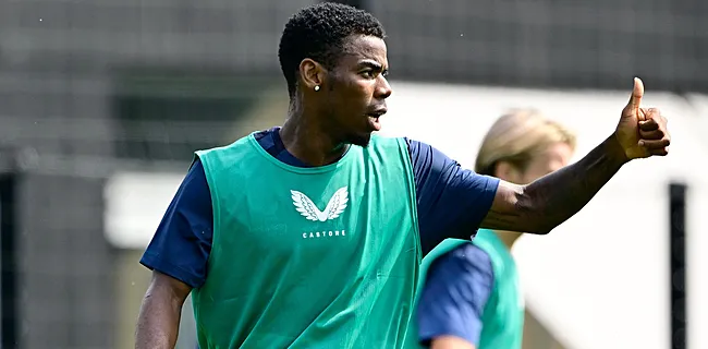 'Club Brugge kruist vingers: plottwist rond Onyedika?'