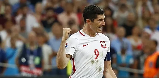 WTF?! Lewandowski onderuit door enorme vuurwerkknal