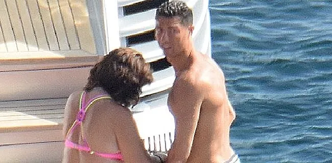 Ronaldo herstelt op peperdure jacht in Ibiza van zijn blessure