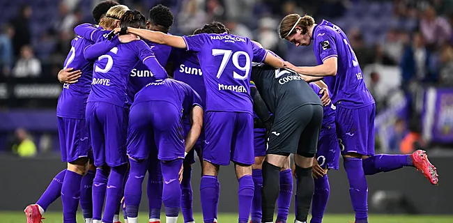 'Duiventil in Anderlecht: volledig elftal richting exit'