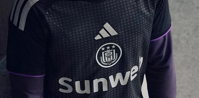 Anderlecht showt nieuw derde shirt: zwart en zilver