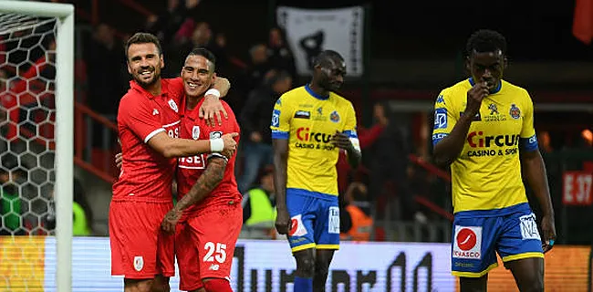 Sa deelt prikje uit : 