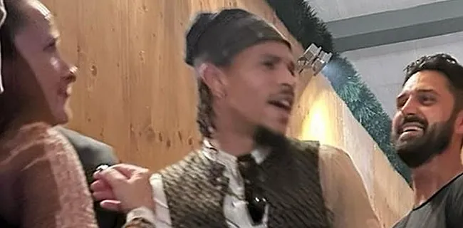 Oktoberfest loopt uit de hand: Sané compleet door het lint