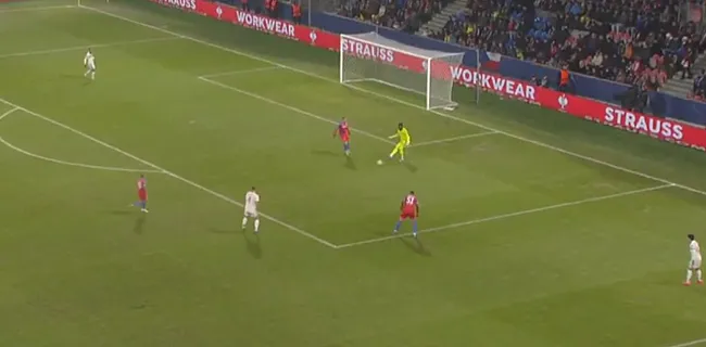 United overleeft enorme blunder Onana, Chelsea ongenaakbaar