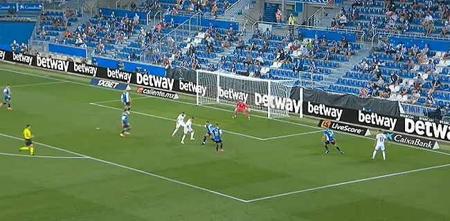 Twitter ontploft na geniale assist Hazard (🎥)