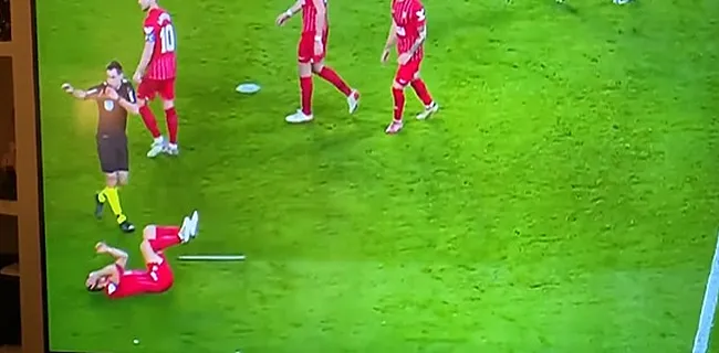 Derby in Sevilla loopt uit de hand: speler geraakt door staaf